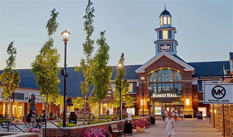 woodbury common premium outlets deals